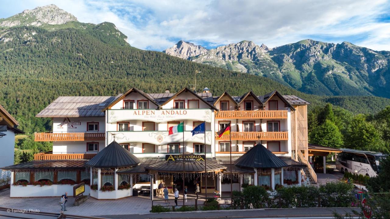 Hotel Alpen Andalo Bagian luar foto
